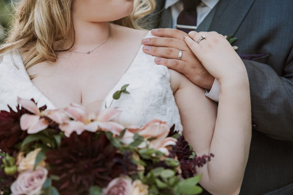 bridal bouquet details at nixon library