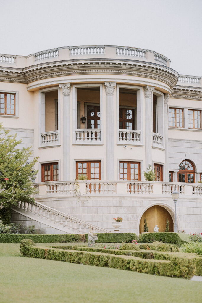 bride and groom at the pasadena princess estate venue