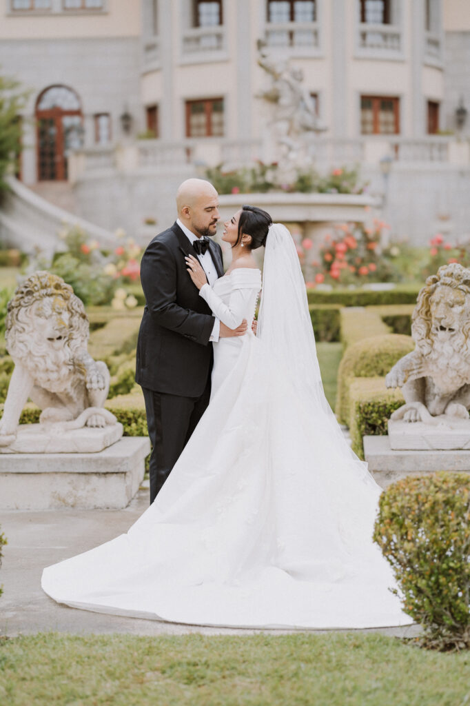 bride and groom at the pasadena princess estate venue